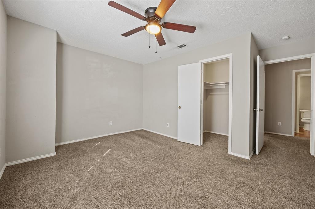 808 Red Bud Drive, DeSoto, TX 75115