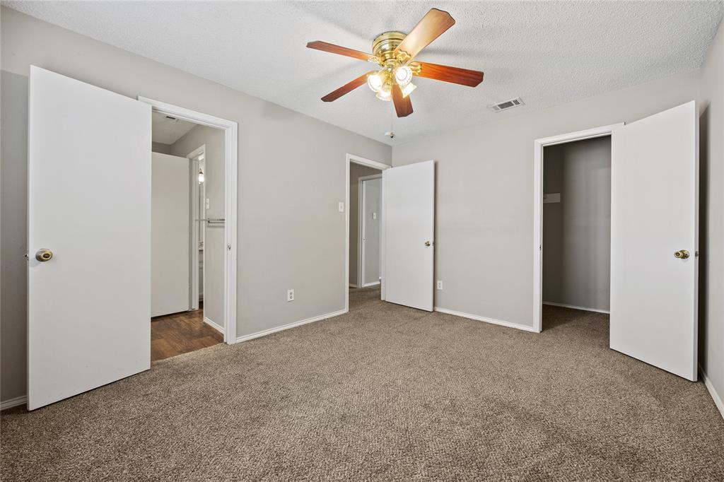 808 Red Bud Drive, DeSoto, TX 75115