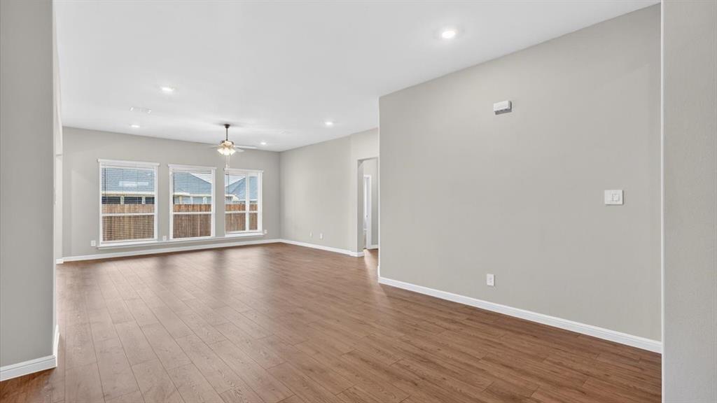 3301 PIER VIEW Street, Grand Prairie, TX 76065