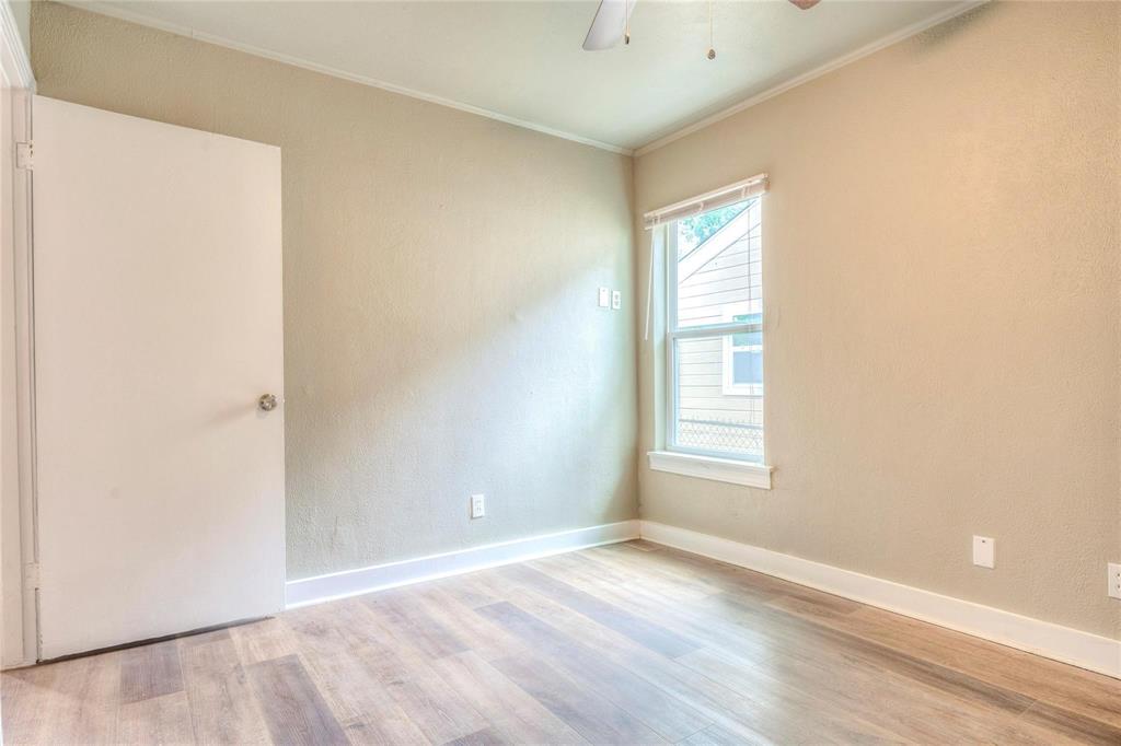 509 Walnut Drive, Mesquite, TX 75149
