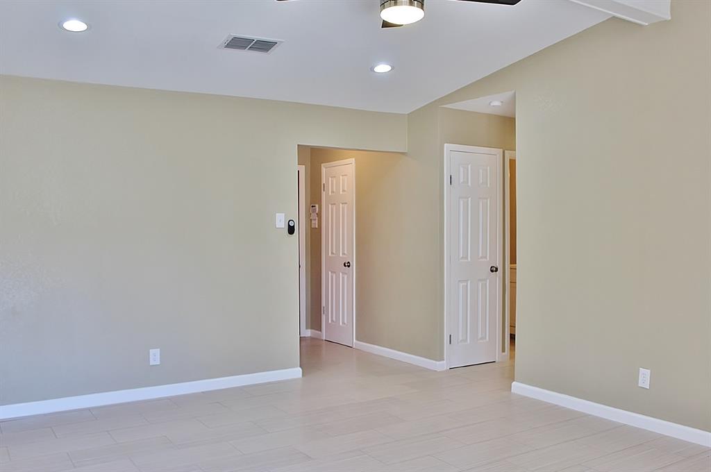 302 Linkwood Drive, Duncanville, TX 75137 302 Linkwood Drive, Duncanville, TX 75137