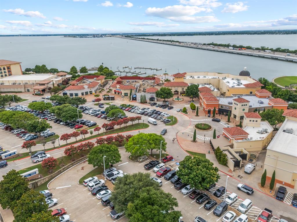 221 Freedom Court, Rockwall, TX 75032