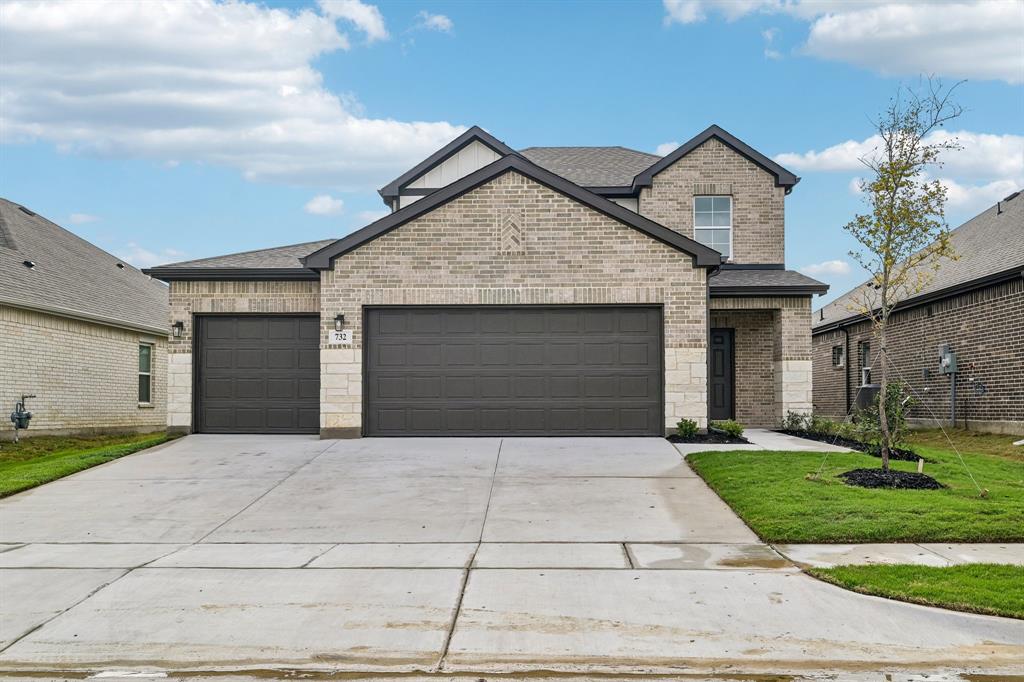 732 Ashley Gardens Drive, Forney, TX 75126