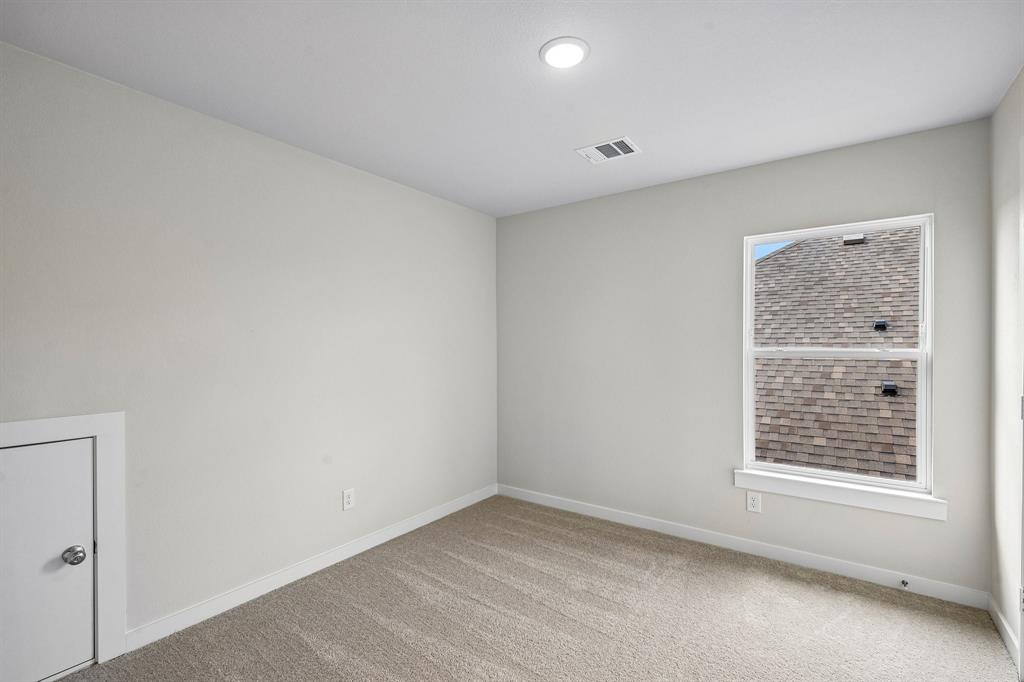 732 Ashley Gardens Drive, Forney, TX 75126