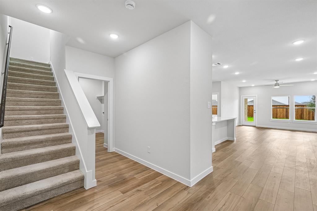 732 Ashley Gardens Drive, Forney, TX 75126