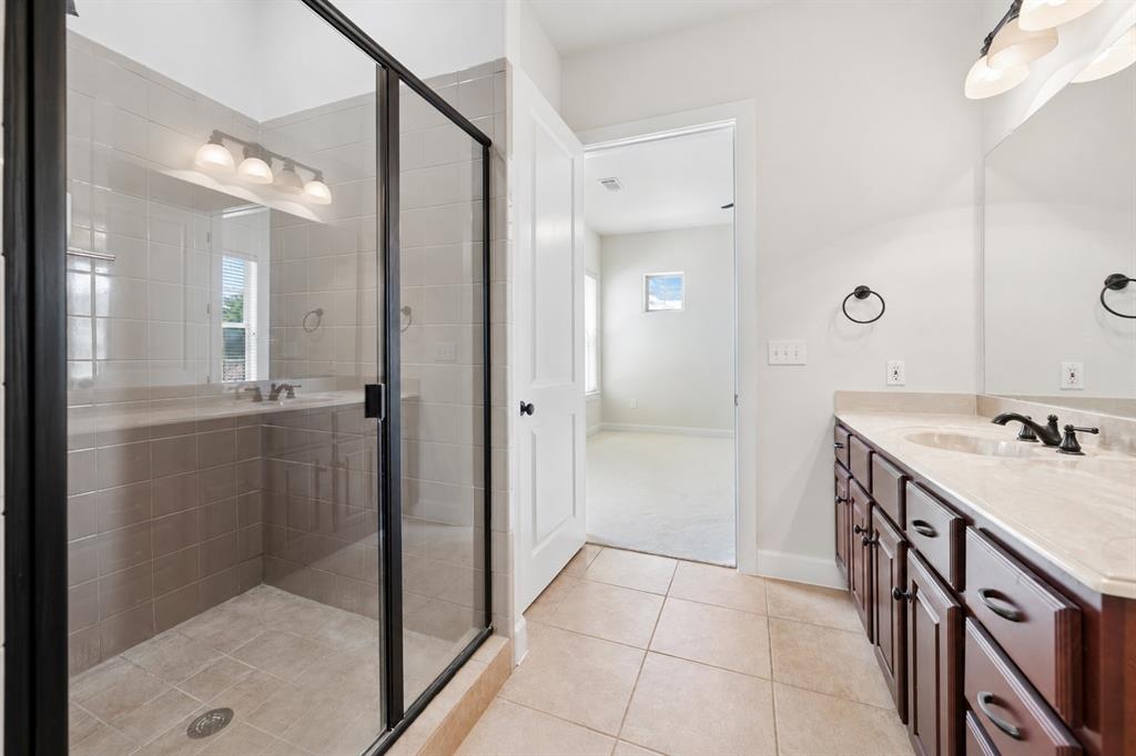 610 Via Ravello, #201, Irving, TX 75039