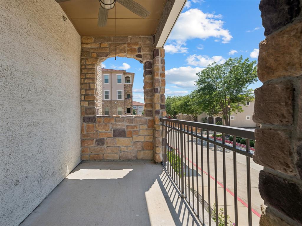 610 Via Ravello, #201, Irving, TX 75039