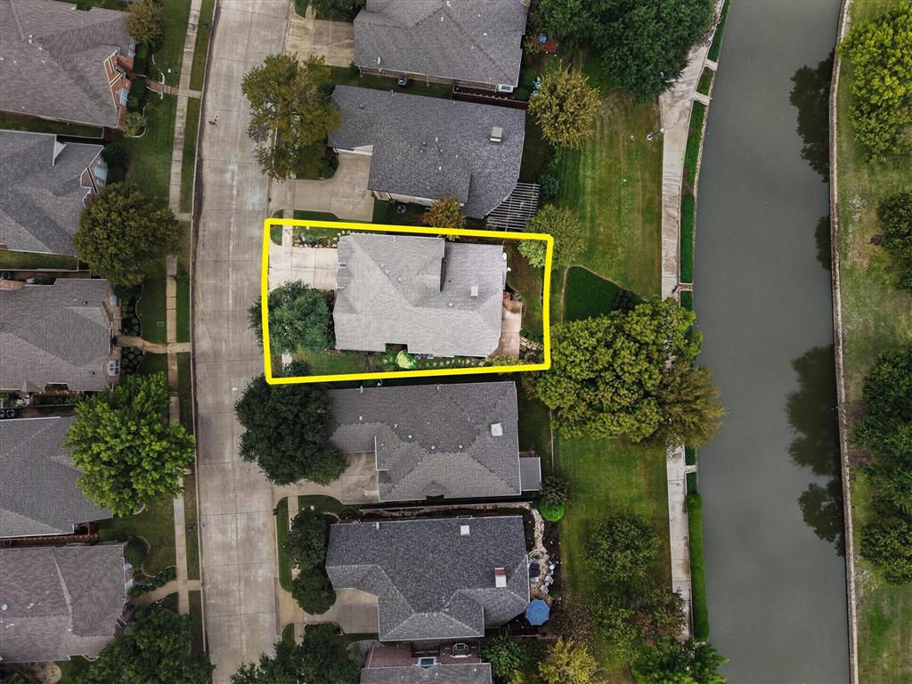 425 Waterside Drive, Irving, TX 75063
