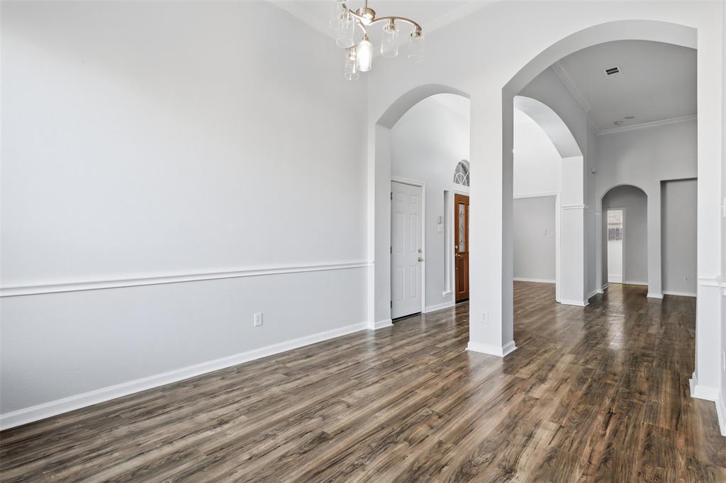 604 Jennifer Trail, Grand Prairie, TX 75052