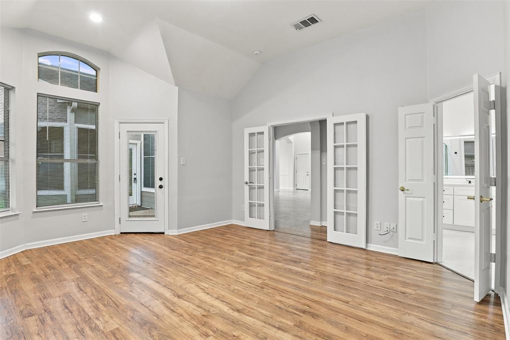 604 Jennifer Trail, Grand Prairie, TX 75052