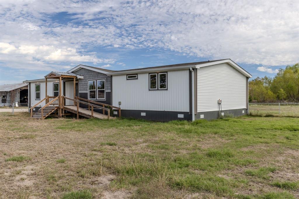 7467 Fm 513 S, Lone Oak, TX 75453