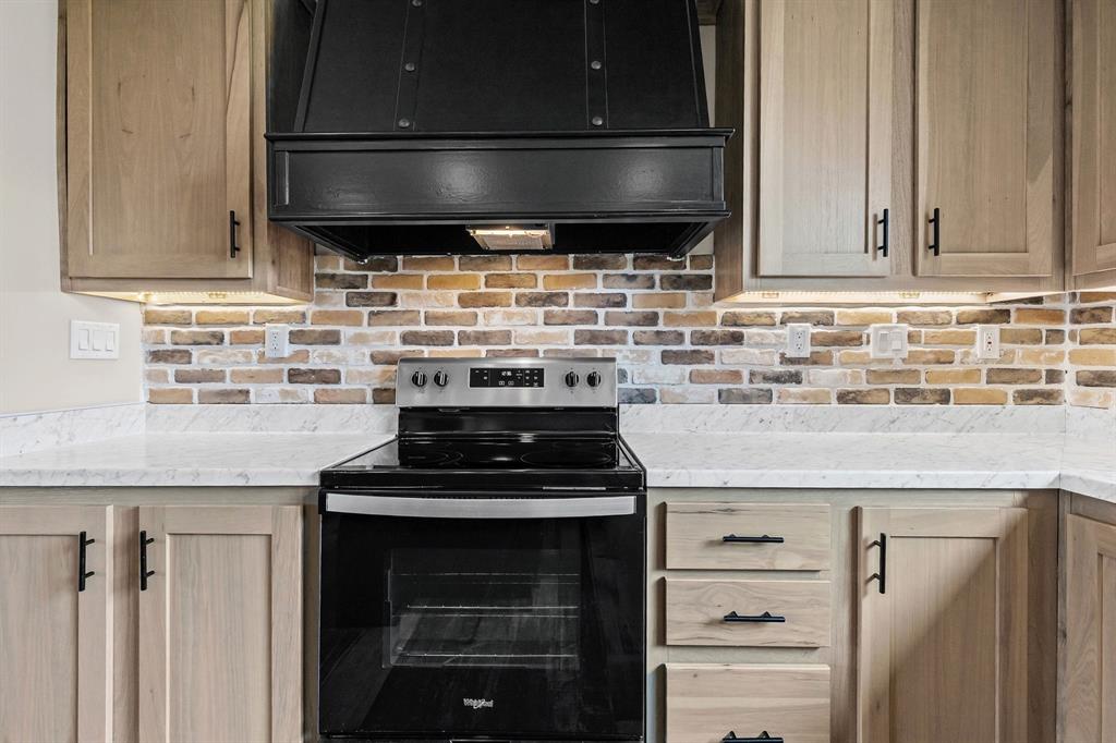 7467 Fm 513 S, Lone Oak, TX 75453