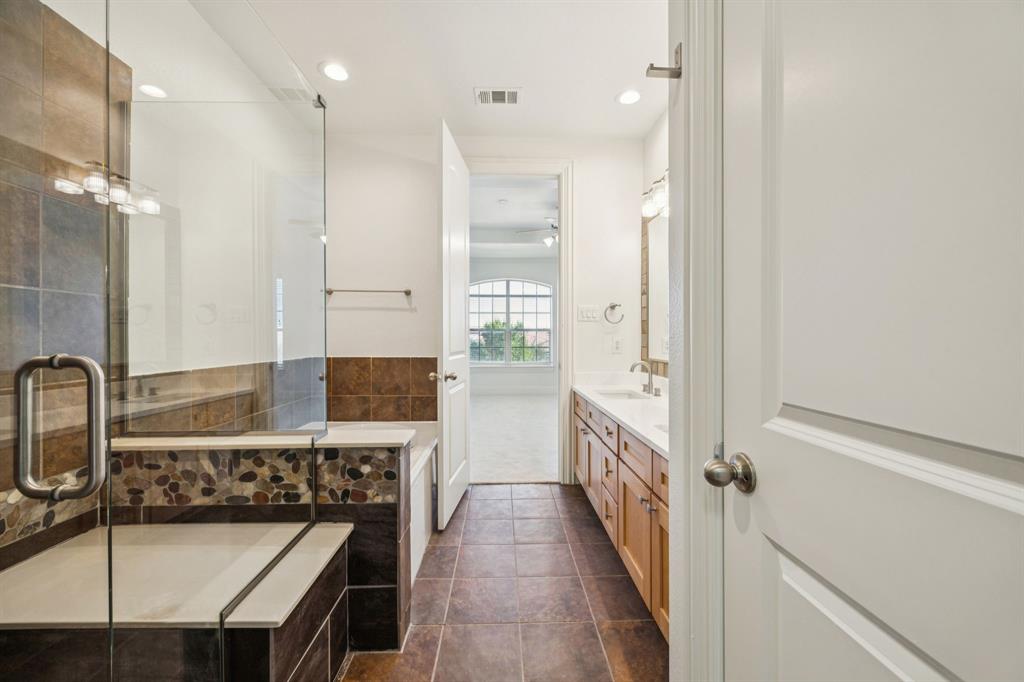 643 Senda, Irving, TX 75039