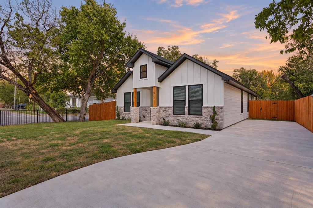 933 N 12th Street, Waco, TX 76707 933 N 12th Street, Waco, TX 76707
