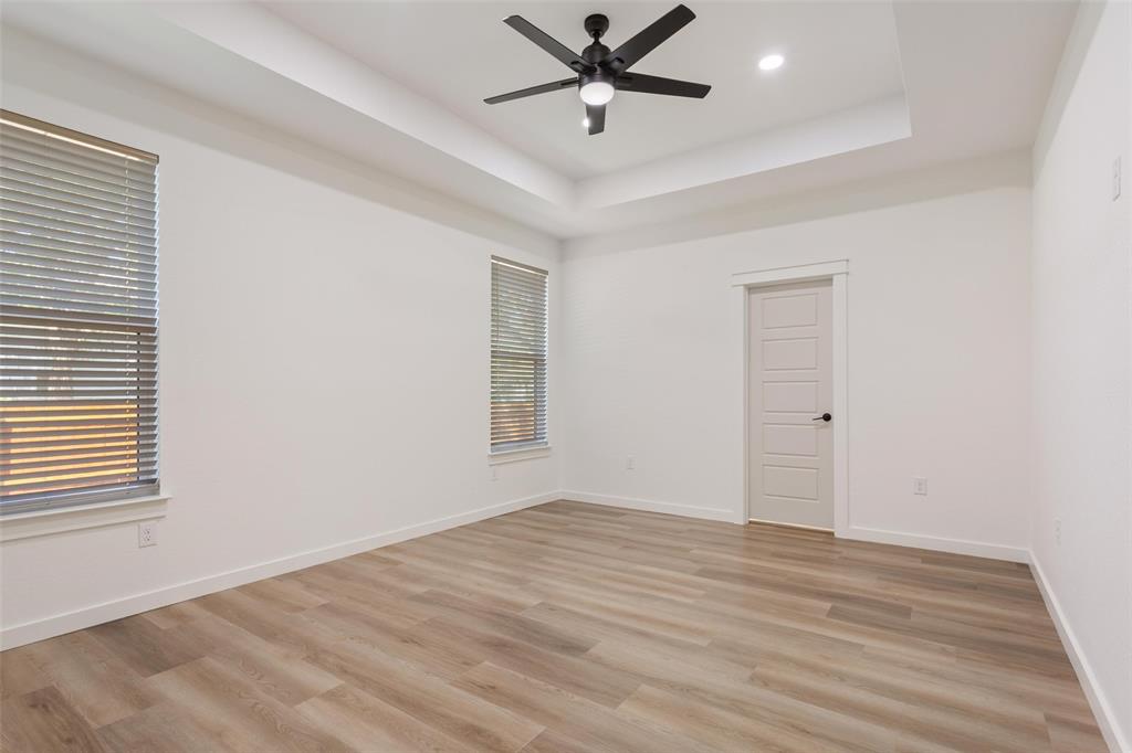 933 N 12th Street, Waco, TX 76707