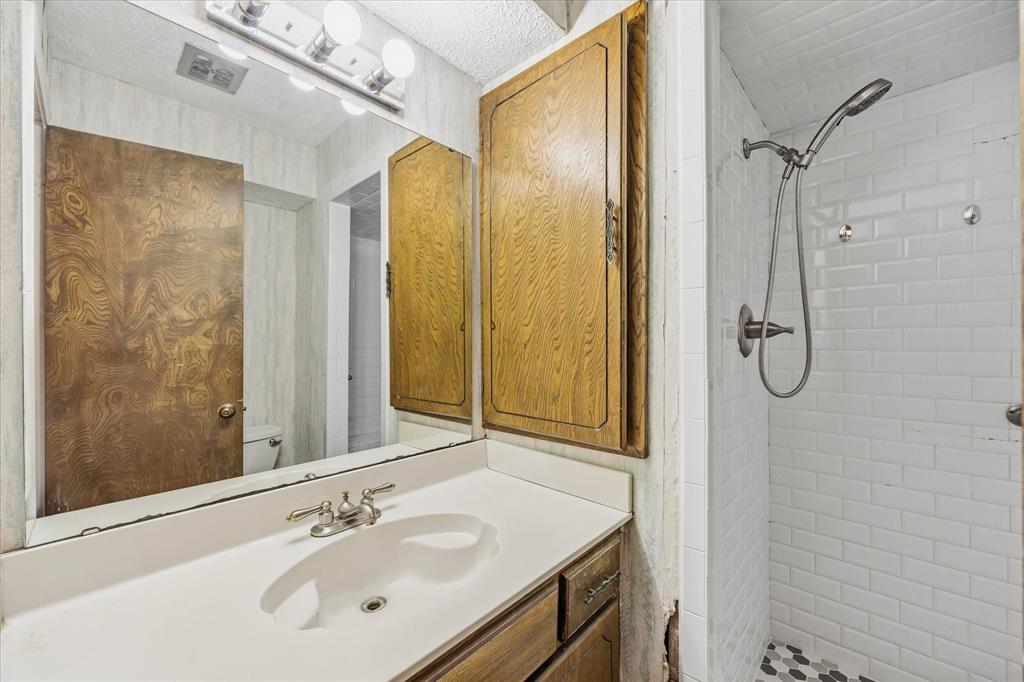205 N Jobson Road, Sunnyvale, TX 75182