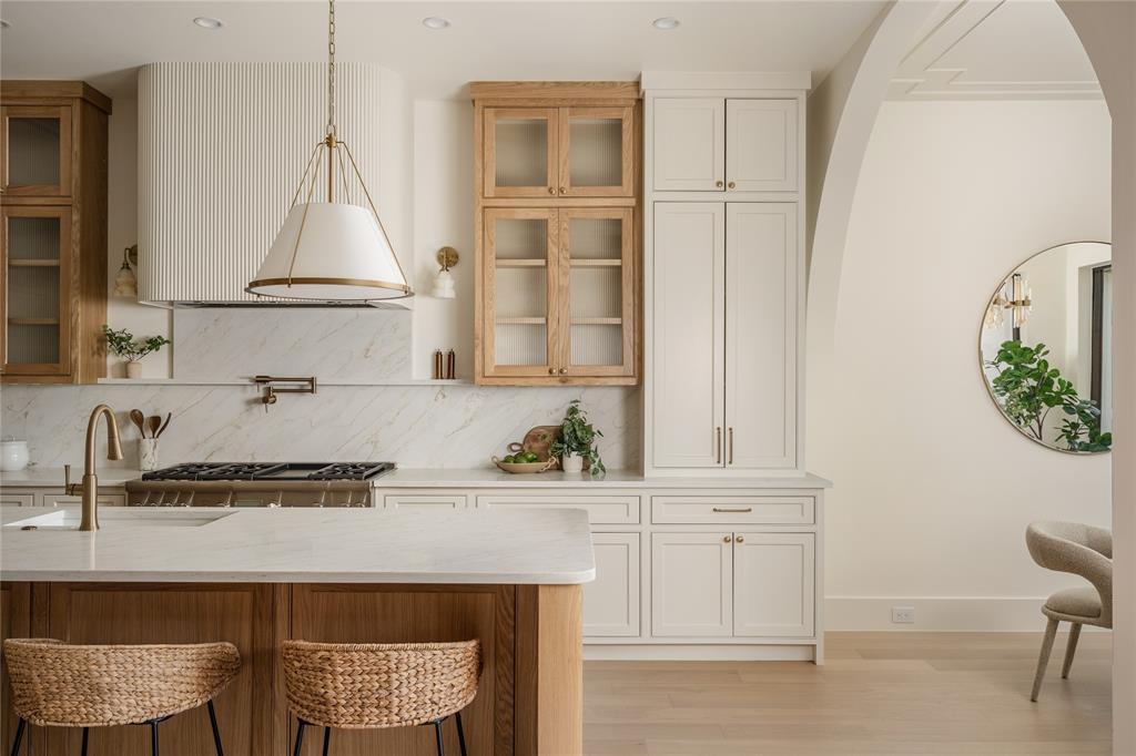 4722 Cowan Avenue, Dallas, TX 75209 4722 Cowan Avenue, Dallas, TX 75209