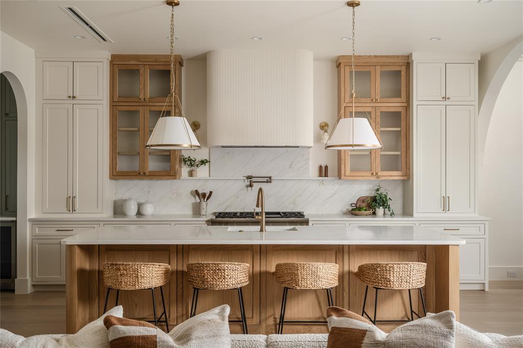 4722 Cowan Avenue, Dallas, TX 75209 4722 Cowan Avenue, Dallas, TX 75209
