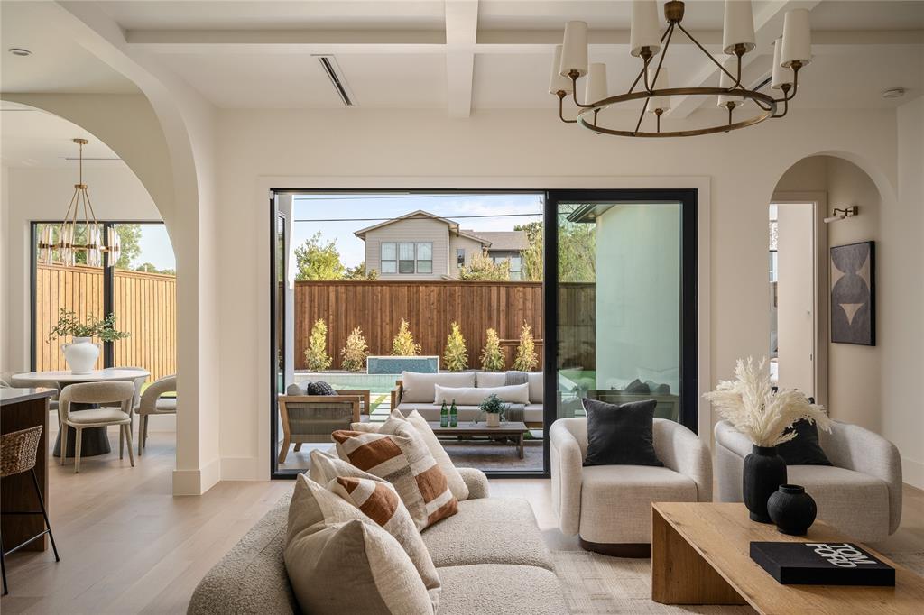 4722 Cowan Avenue, Dallas, TX 75209 4722 Cowan Avenue, Dallas, TX 75209