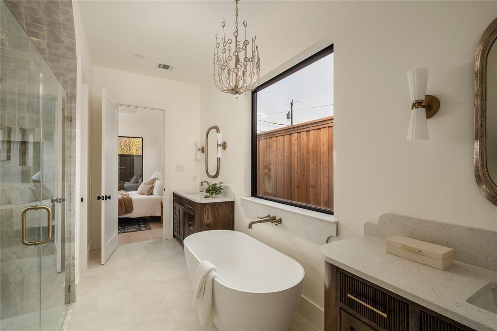 4722 Cowan Avenue, Dallas, TX 75209