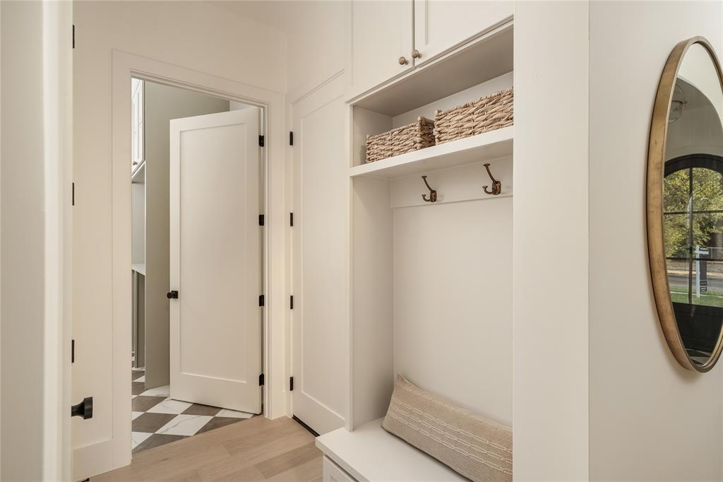 4722 Cowan Avenue, Dallas, TX 75209