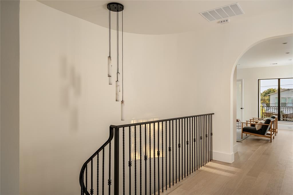 4722 Cowan Avenue, Dallas, TX 75209