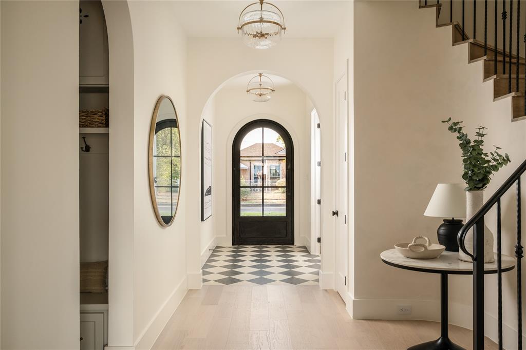 4722 Cowan Avenue, Dallas, TX 75209 4722 Cowan Avenue, Dallas, TX 75209