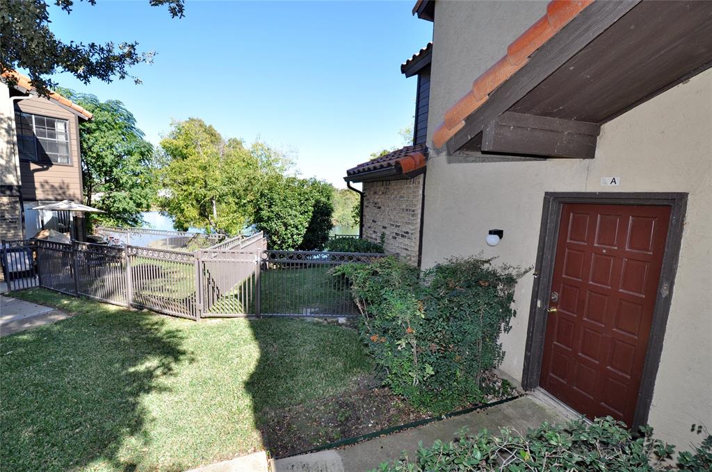 2610 Lakehill Lane, #6a, Carrollton, TX 75006