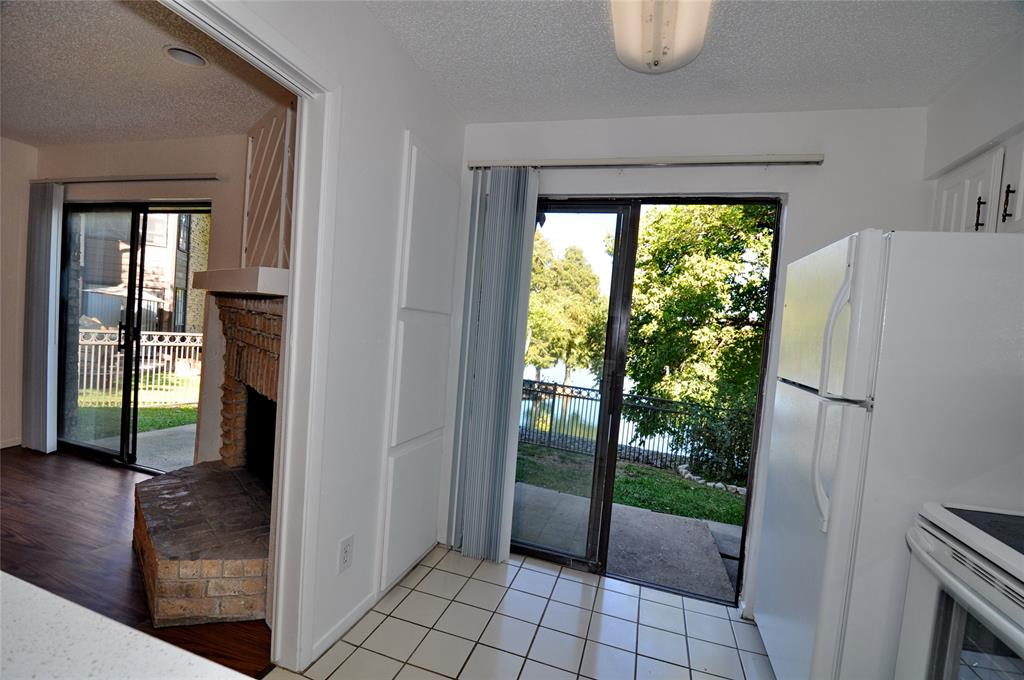 2610 Lakehill Lane, #6a, Carrollton, TX 75006