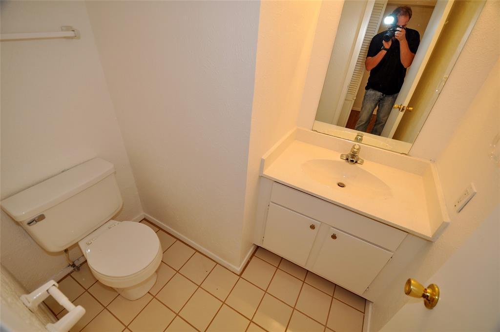 2610 Lakehill Lane, #6a, Carrollton, TX 75006