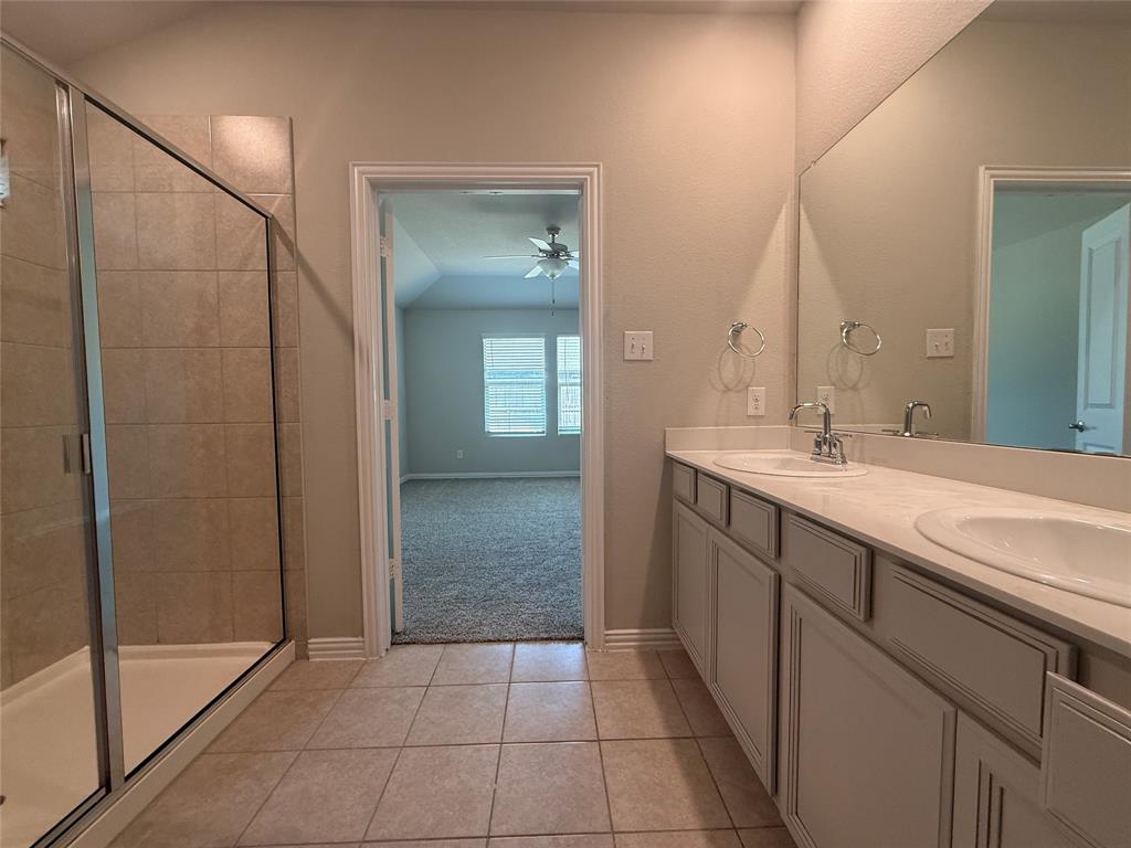 621 Fletcher Drive, Fate, TX 75087
