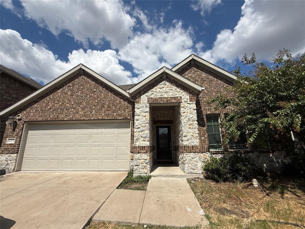 621 Fletcher Drive, Fate, TX 75087
