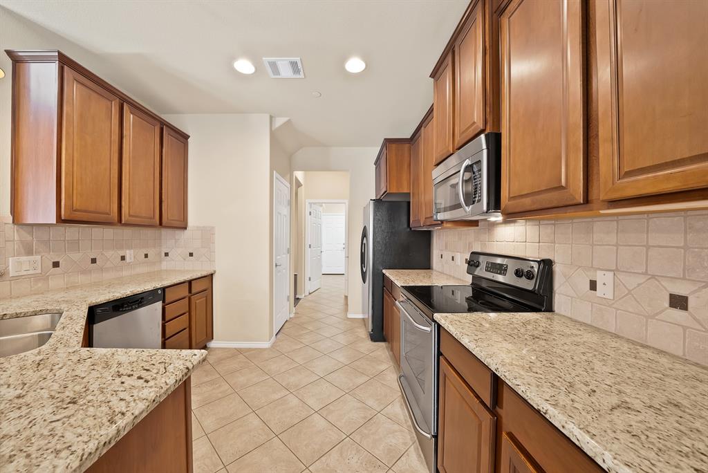 202 Roma Drive, #2005, Lewisville, TX 75067