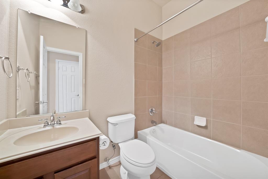 202 Roma Drive, #2005, Lewisville, TX 75067