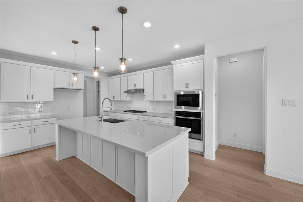 1704 Ambrosia ~ Ready Now 1704 Ambrosia ~ Ready Now