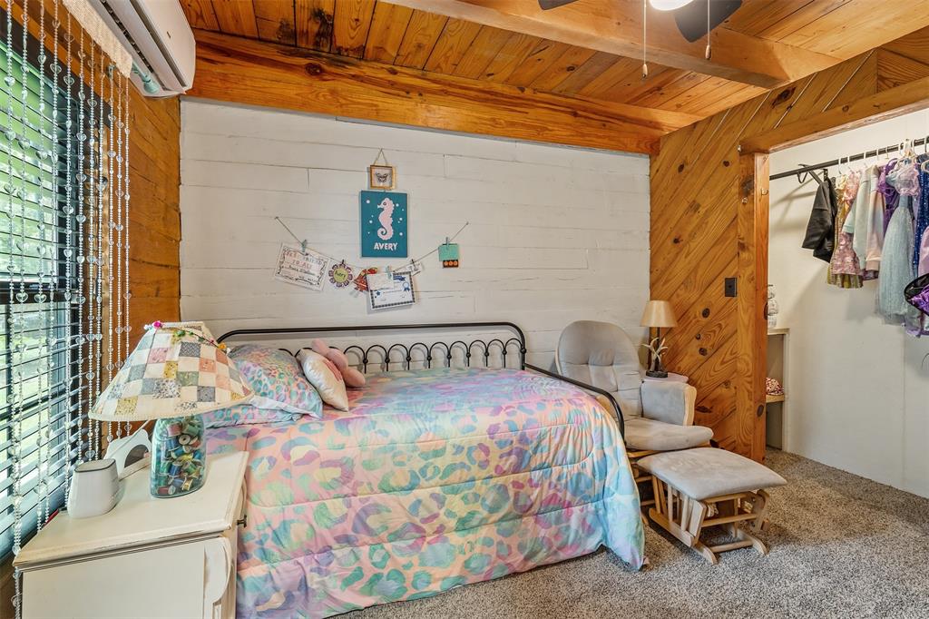 19905 County Road 4130, Lindale, TX 75771