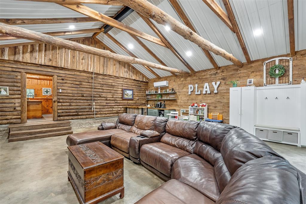 19905 County Road 4130, Lindale, TX 75771 19905 County Road 4130, Lindale, TX 75771