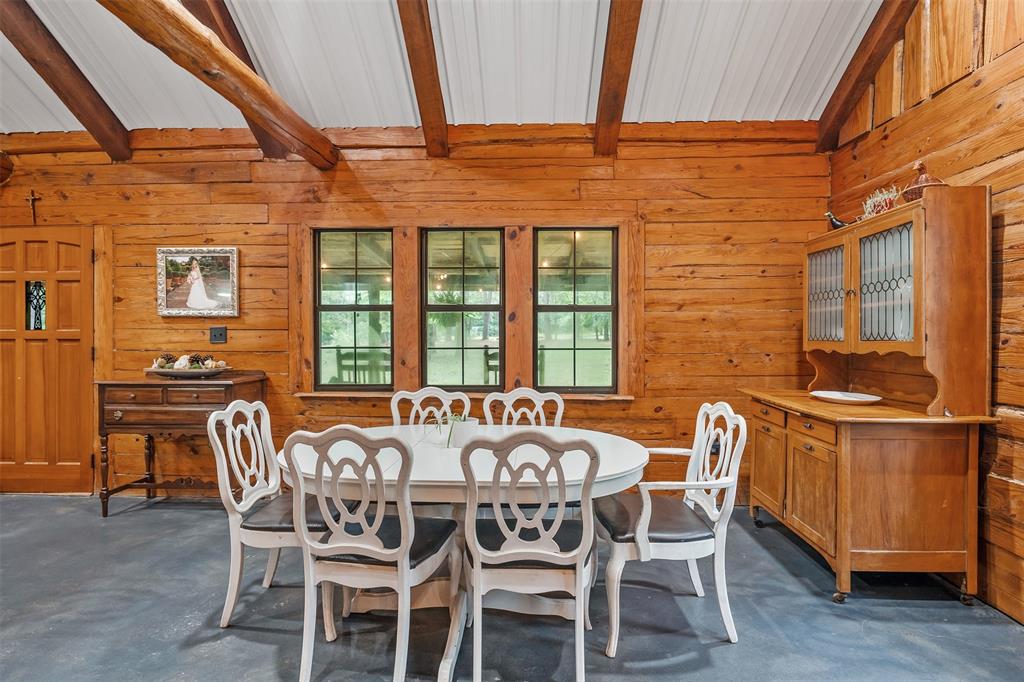 19905 County Road 4130, Lindale, TX 75771