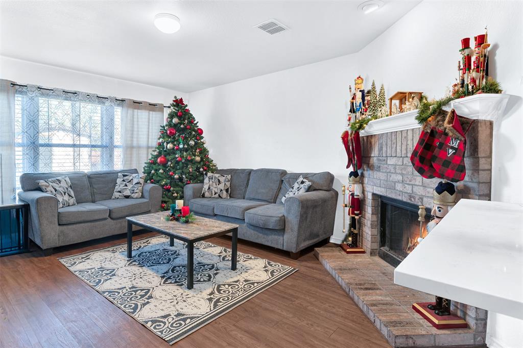 5722 Firethorn Drive, Dallas, TX 75249
