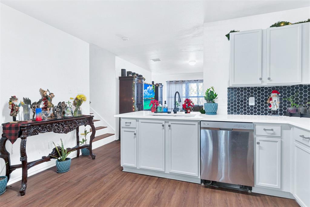 5722 Firethorn Drive, Dallas, TX 75249