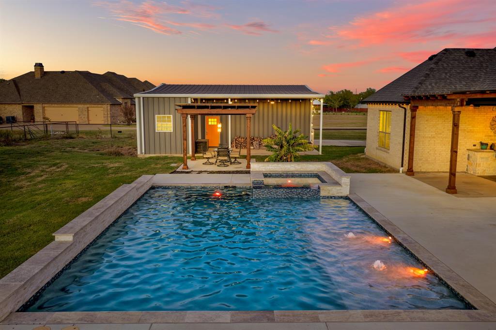 5014 White Pine Drive, Royse City, TX 75189