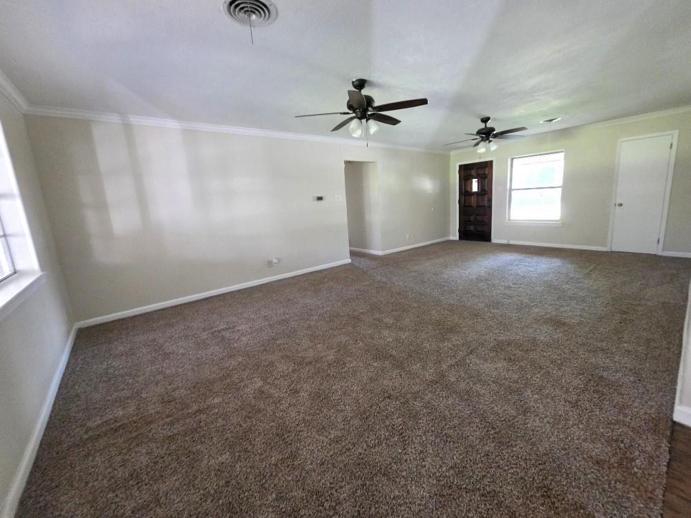 912 Penrod Drive, Granbury, TX 76048