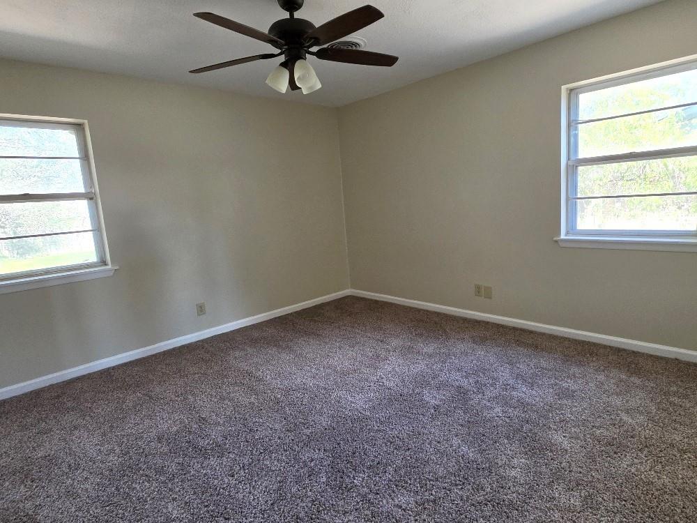 912 Penrod Drive, Granbury, TX 76048