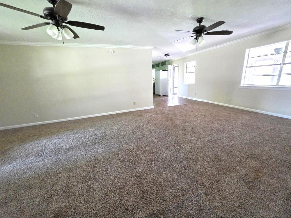 912 Penrod Drive, Granbury, TX 76048