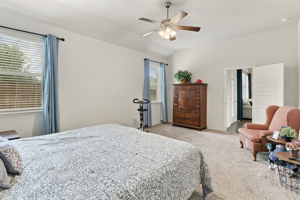 427 Pleasant Hill Lane, Fate, TX 75189