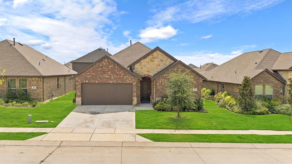 427 Pleasant Hill Lane, Fate, TX 75189