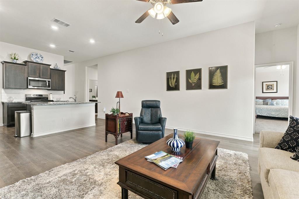 427 Pleasant Hill Lane, Fate, TX 75189