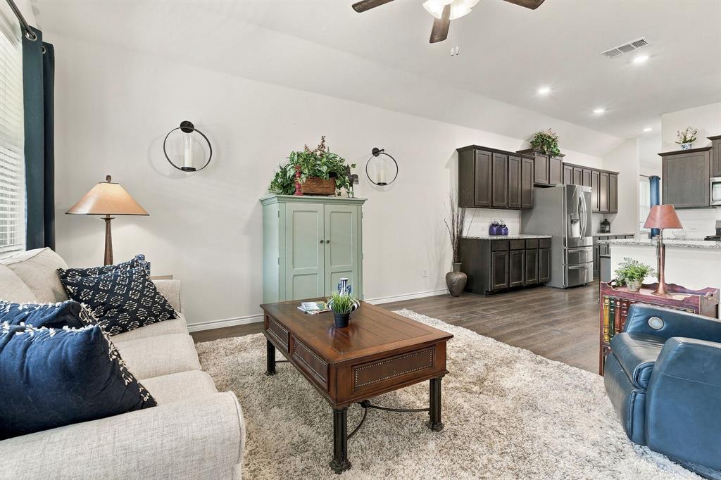 427 Pleasant Hill Lane, Fate, TX 75189