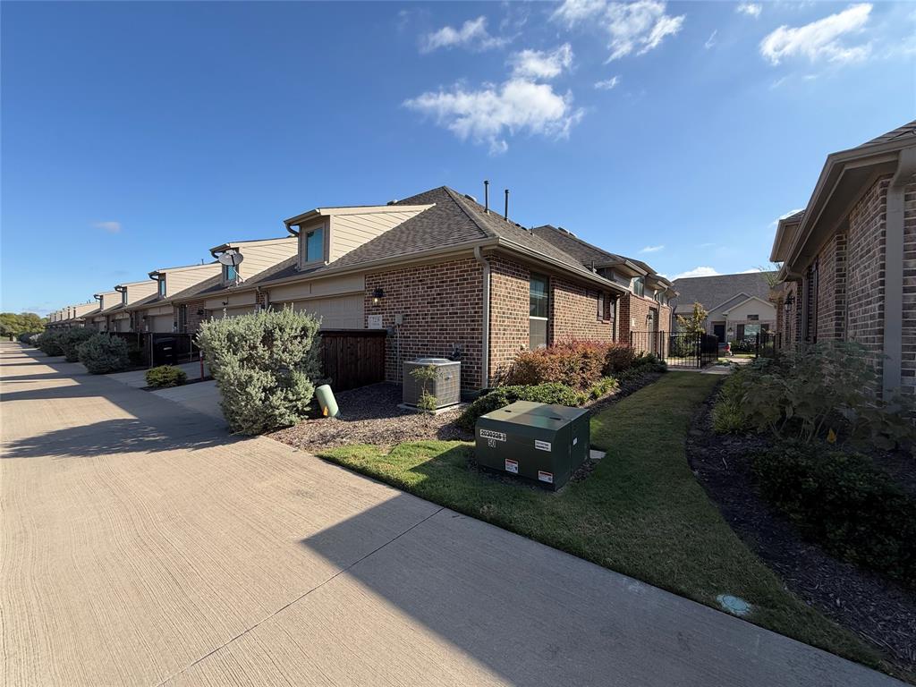 7219 Calistoga Lane, Grand Prairie, TX 75054