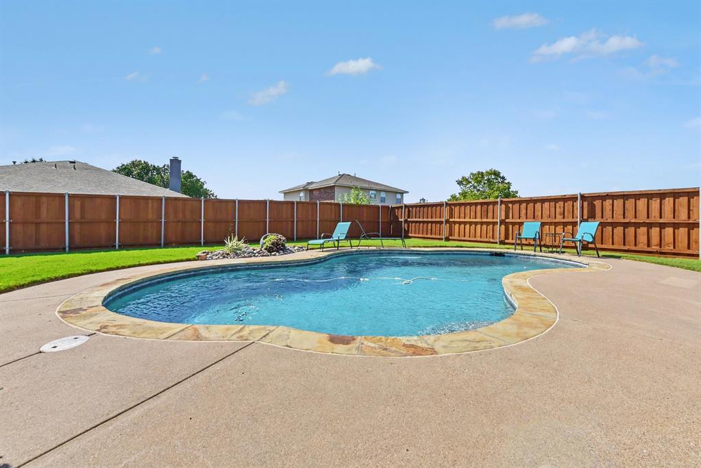 608 Rothschild Lane, Murphy, TX 75094